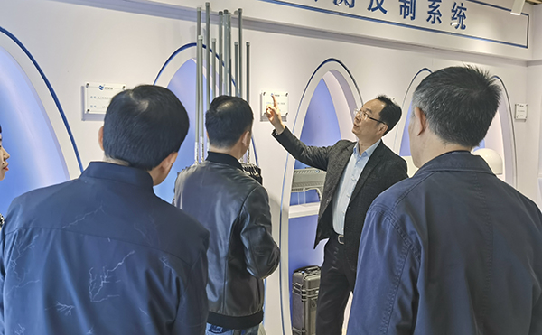 福建省工信厅辅导莅临永信贵宾会217科技调查领导工作